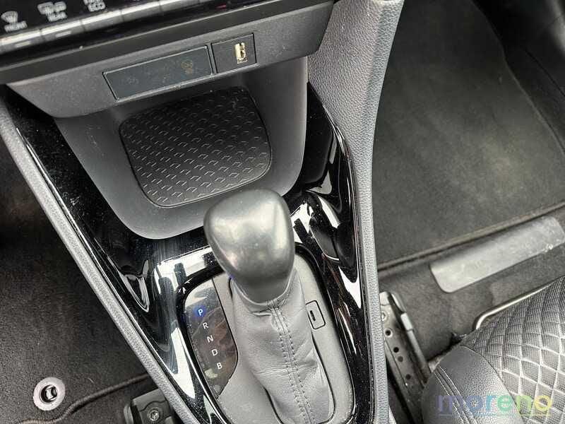 Toyota Yaris 1.5 hybrid Lounge