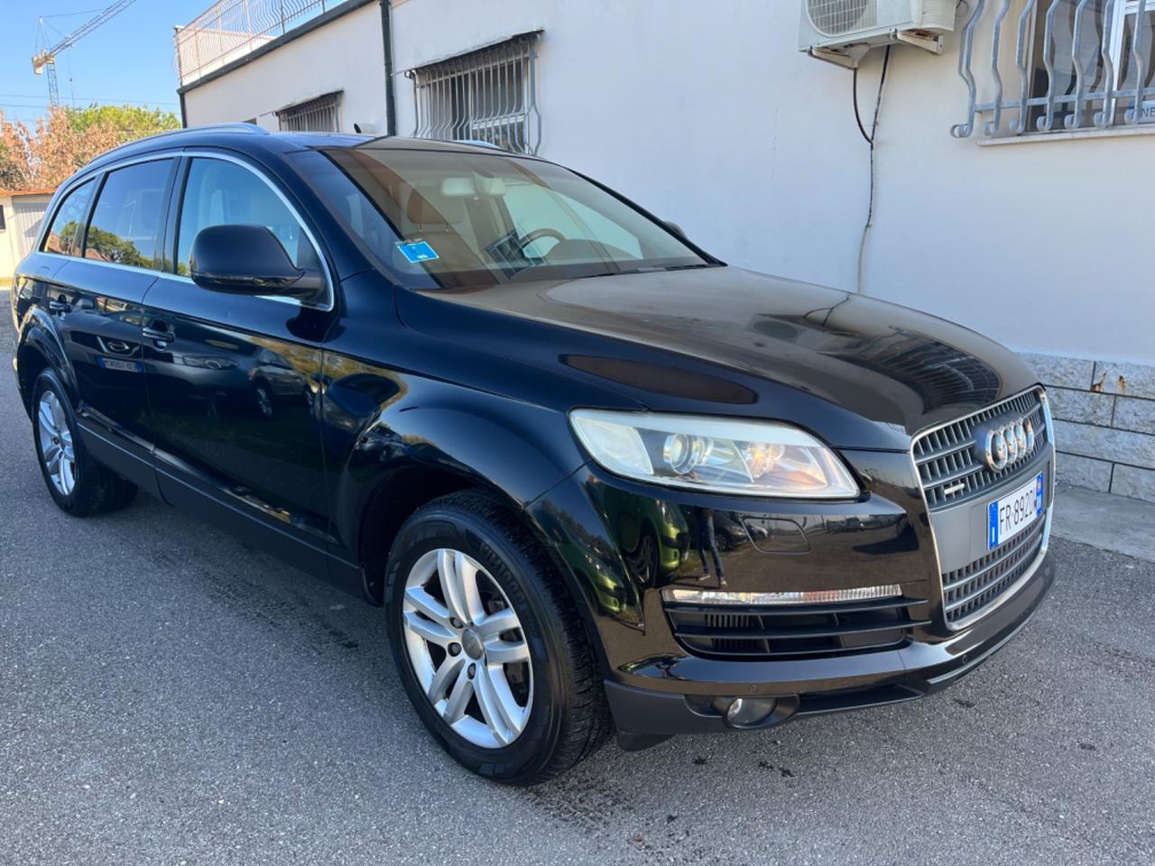 Audi Q7 3.0 V6 TDI 233CV quattro tiptronic km 137.000