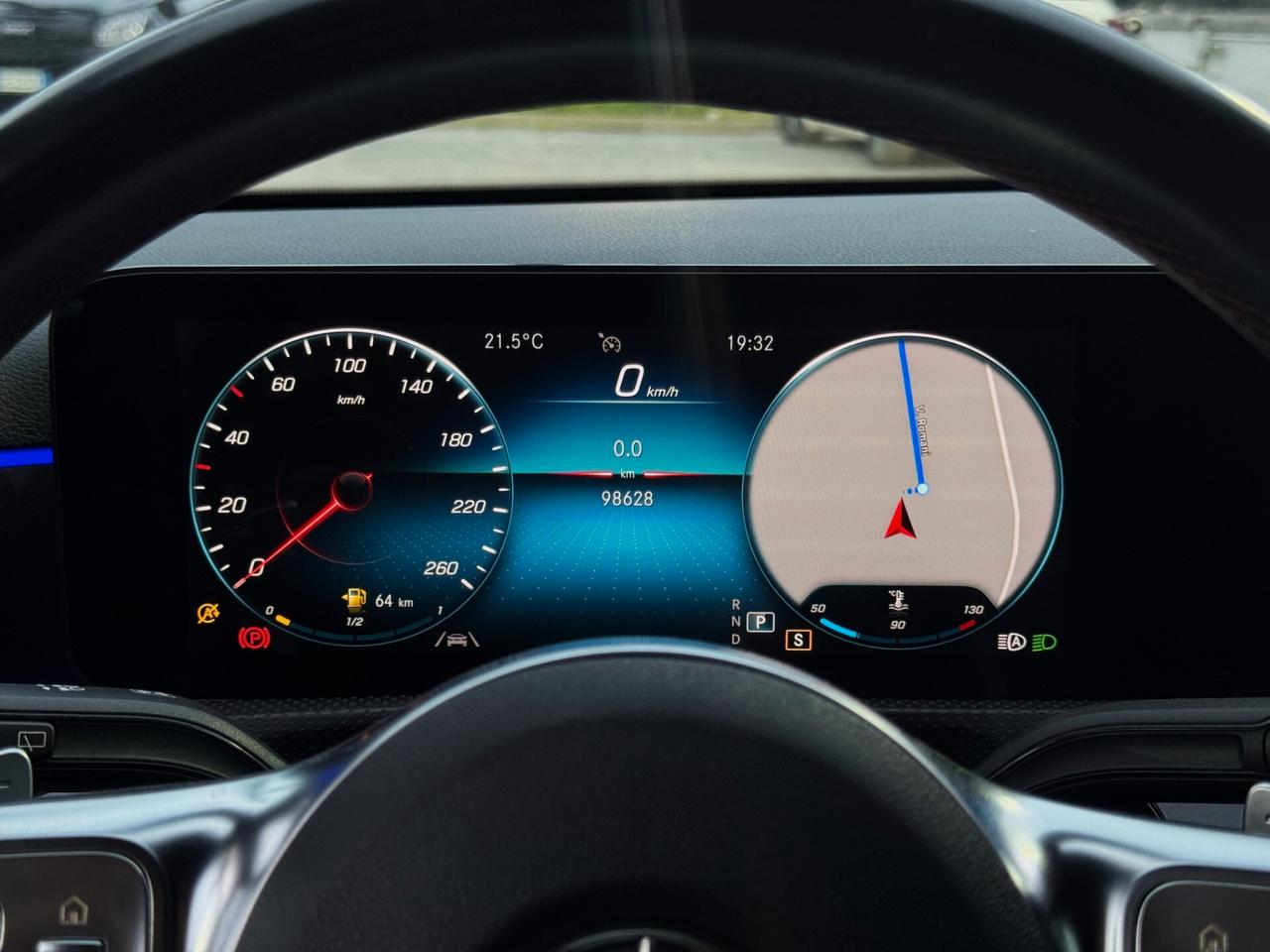 Mercedes-Benz A 180 d 2.0 Premium AMG TETTO LUCI