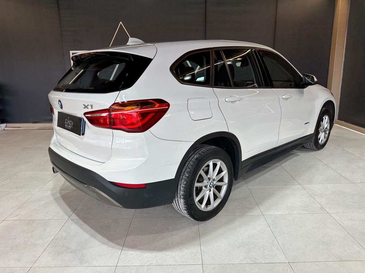 BMW X1 xdrive18d Business 150CV