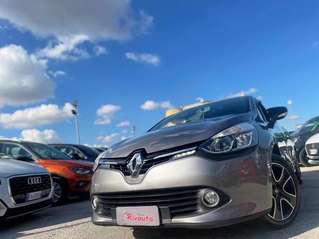 RENAULT Clio 1.5 dCi 8V 75CV 5 porte Costume National