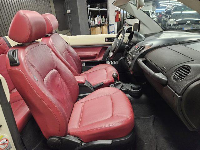 VOLKSWAGEN New Beetle 1.6 Cabrio Lim. Red Edt.