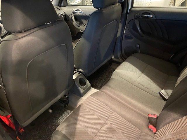 ALFA ROMEO 147 1.6 16V 105CV "GPL" 5 porte