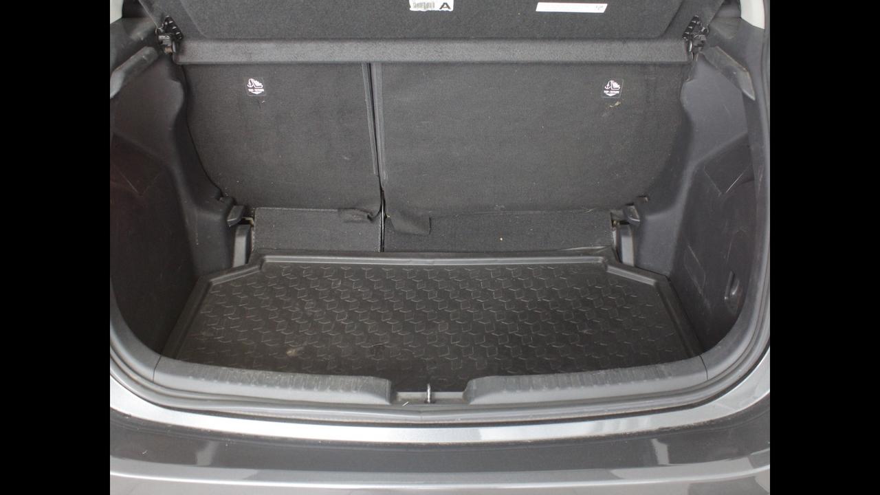 TOYOTA Yaris IV 2020 - Yaris 1.5h Trend