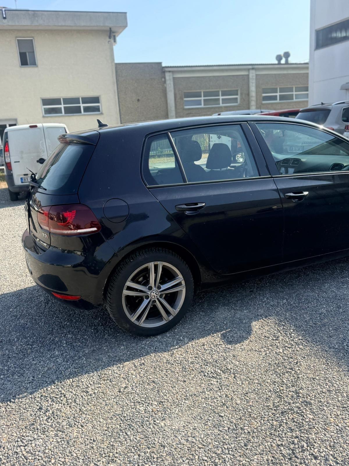 Volkswagen Golf 1.6 TDI DPF 5p. Highline