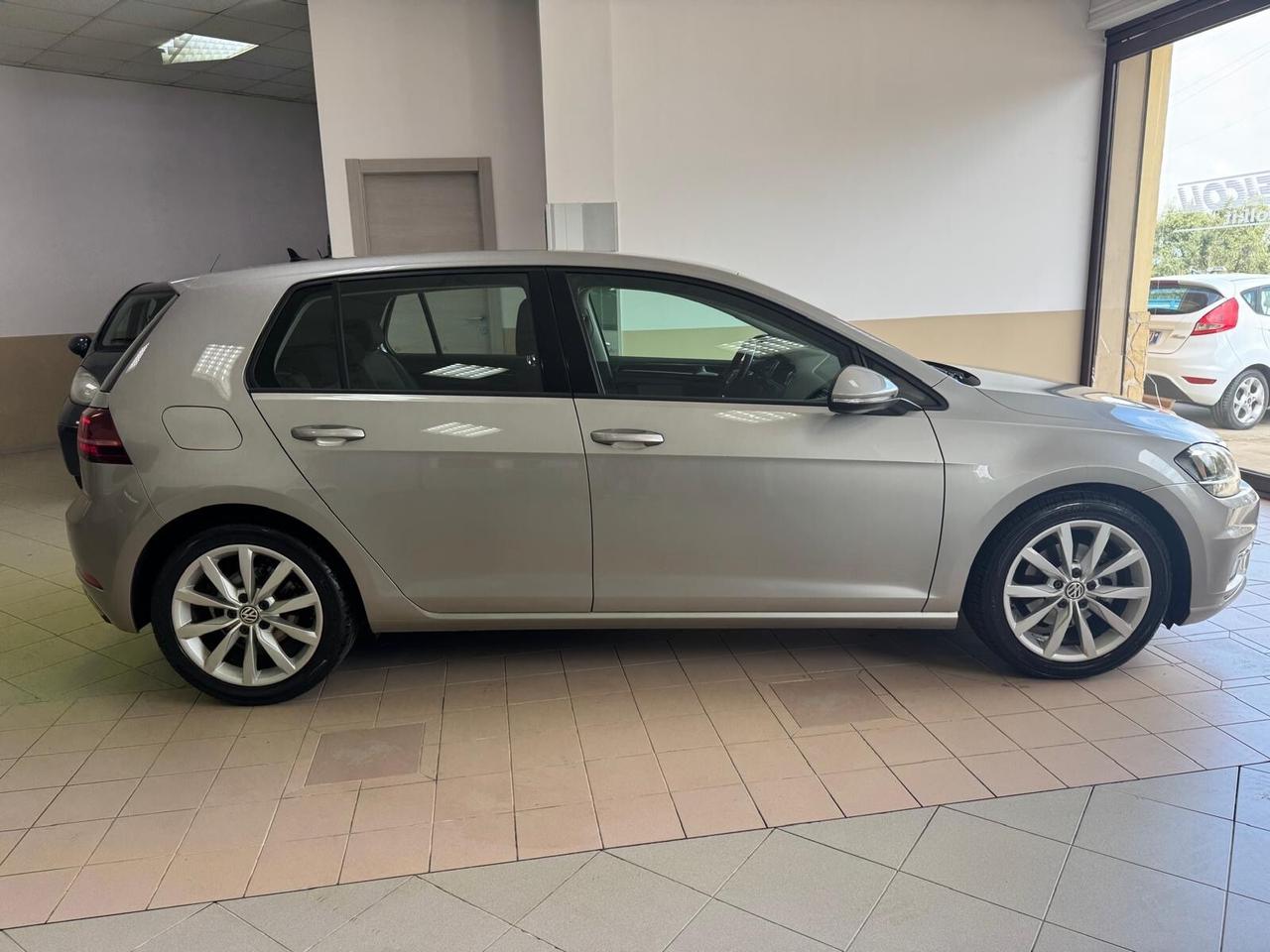 Volkswagen Golf 1.6 TDI 115 CV 5p. Highline BlueMotion Technology