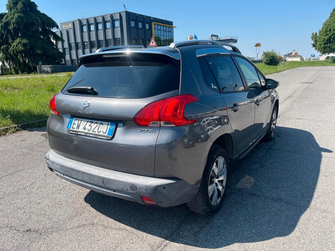 Peugeot 2008 PureTech 82 Allure