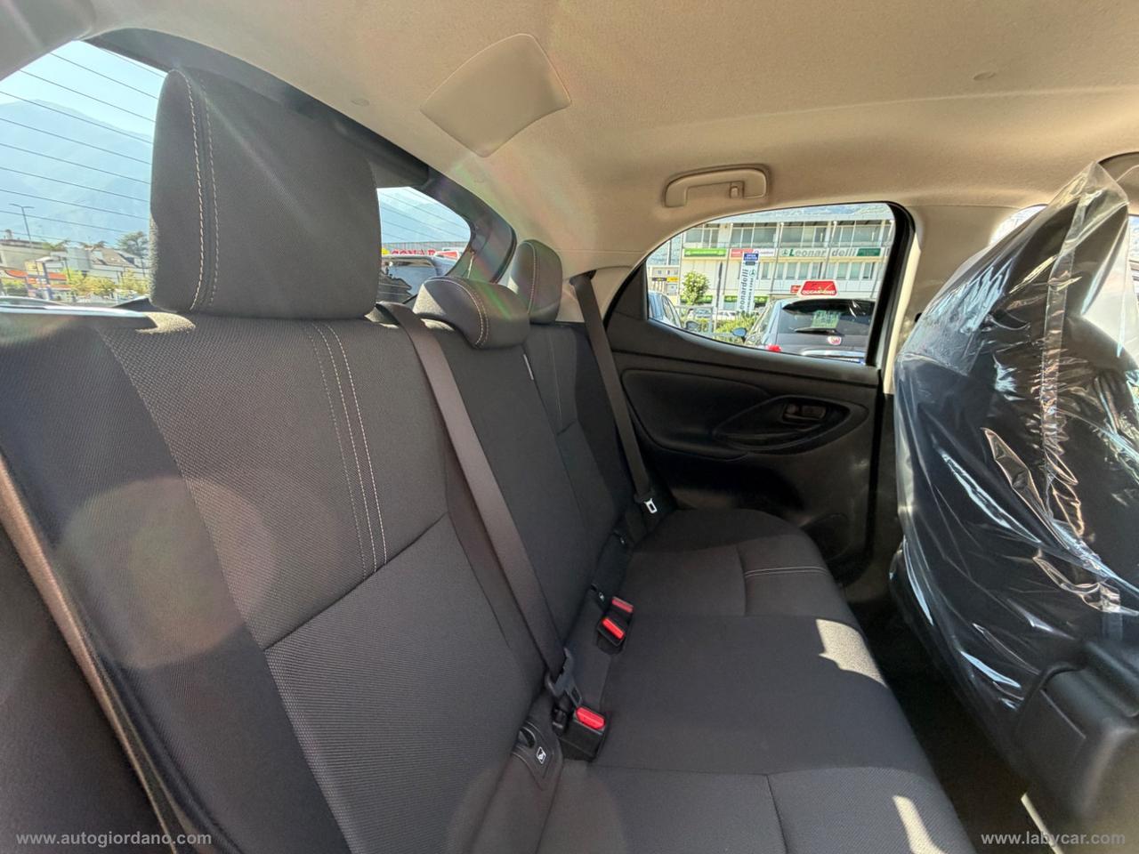 TOYOTA Yaris 1.5 Hybrid 5p. ICON VETTURA KM 0