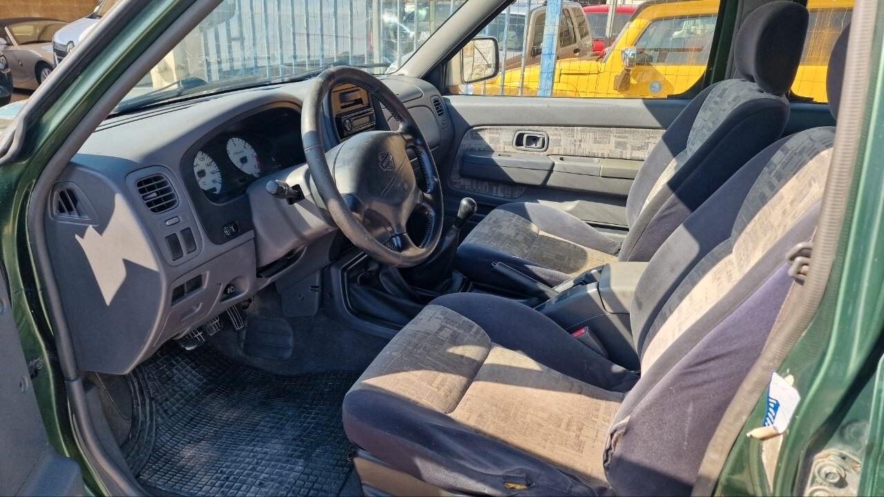 Nissan Pick Up Pick-up 2.5 TD 4 porte Double Cab Navara