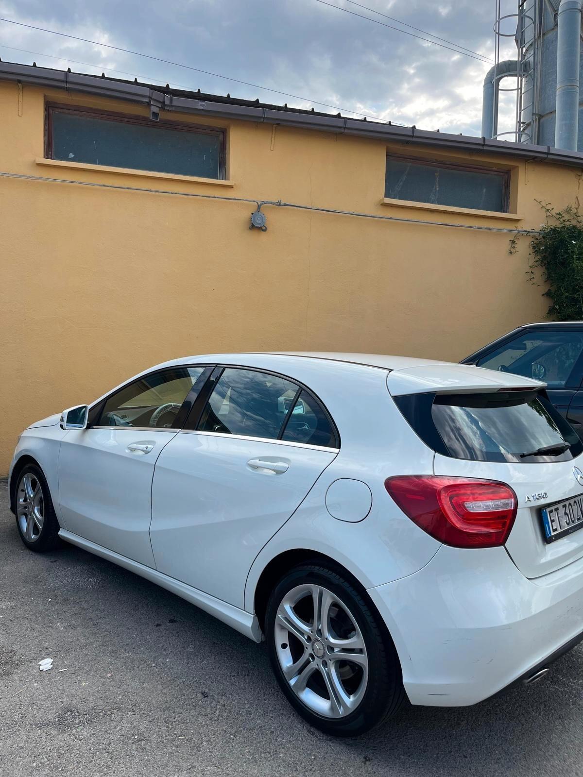 Mercedes-benz A 180 A 180 d