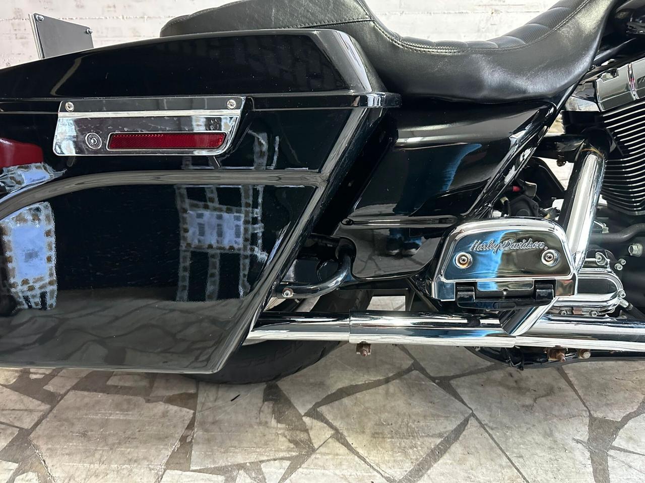Harley-davidson FLHTC Electra Glide Classic