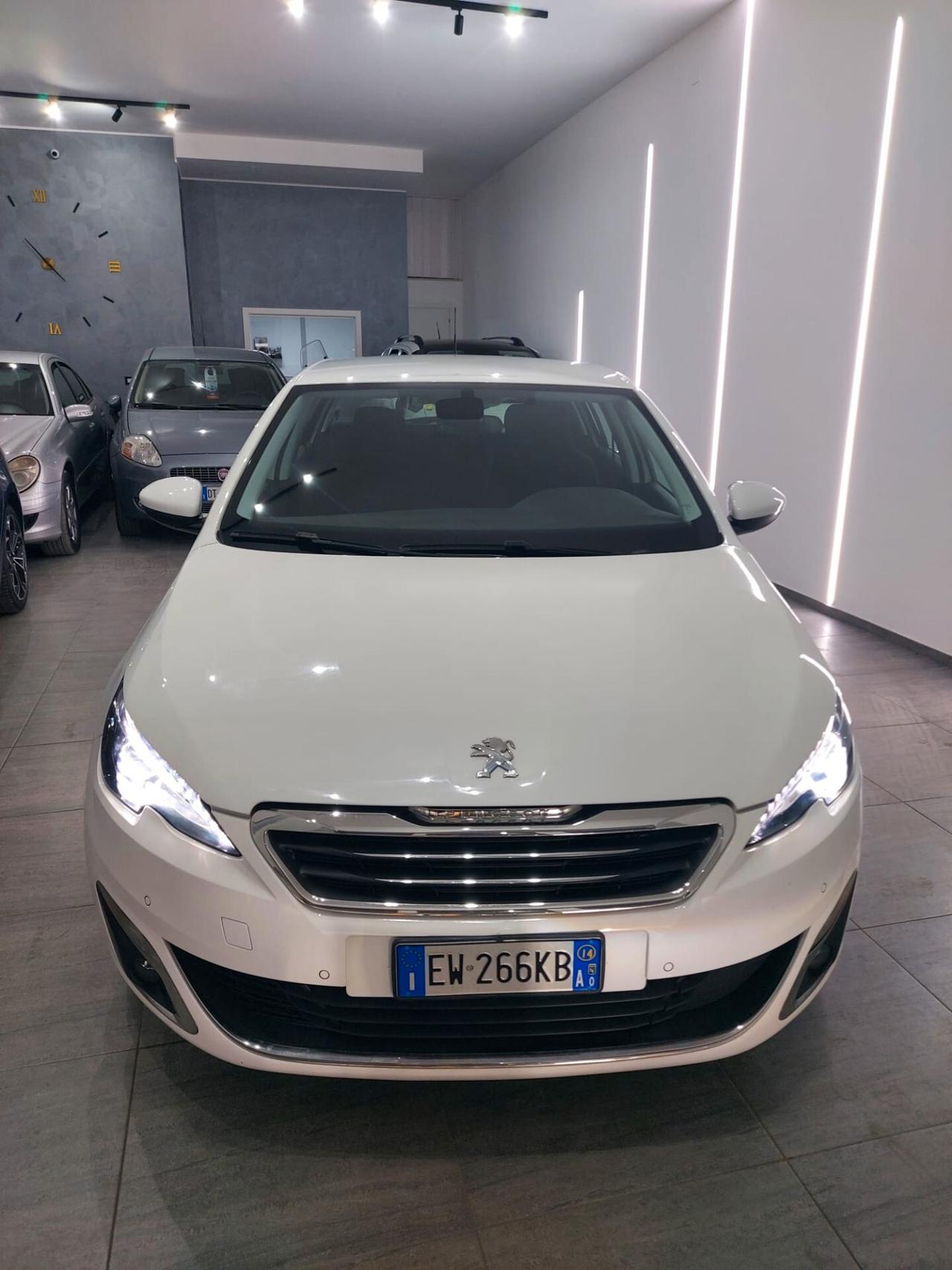 Peugeot 308 1.6 e-HDi 115 CV Stop&Start Allure