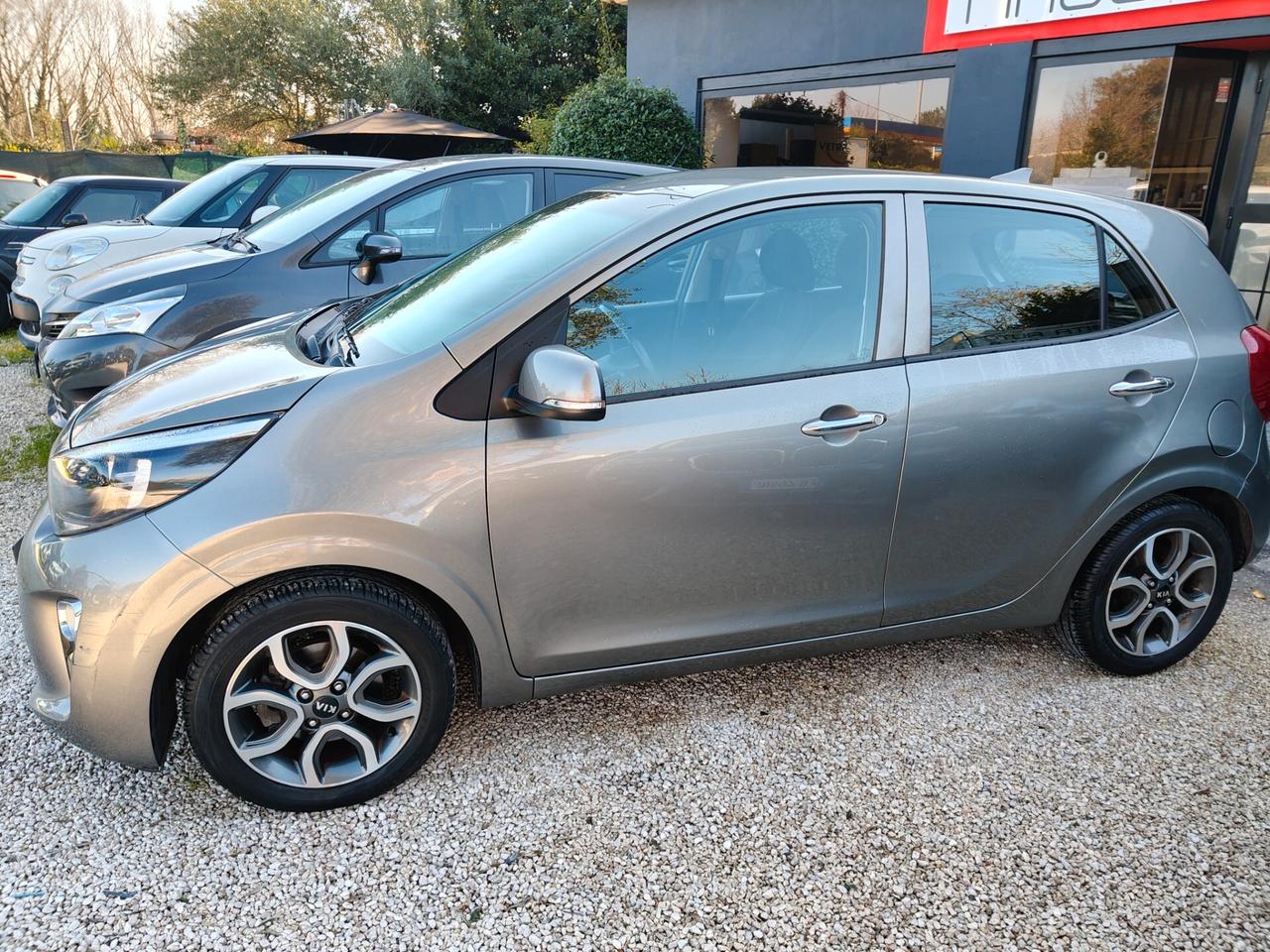 Kia Picanto 1.0 12V 5 p COOL solo 76000km