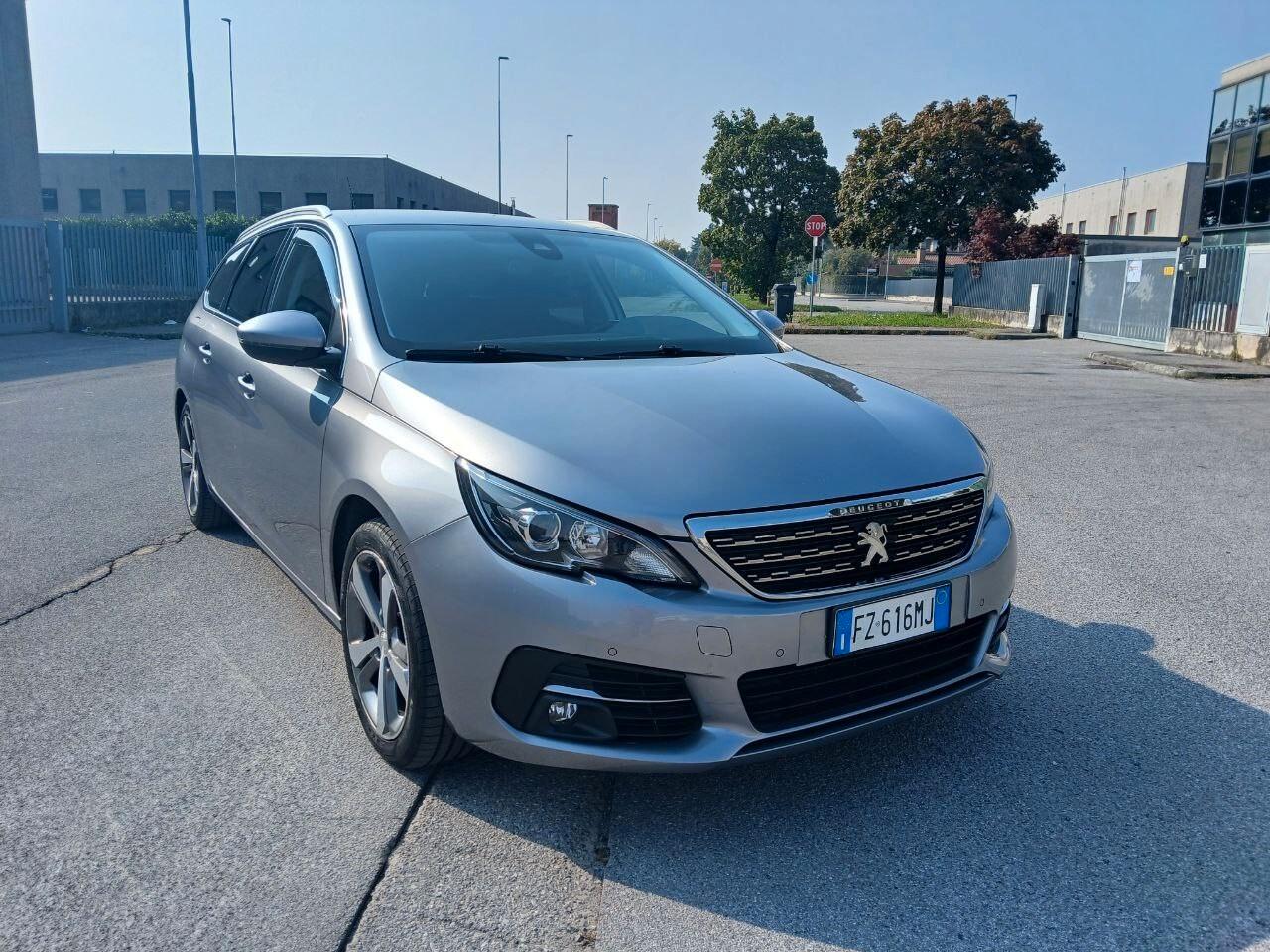 Peugeot 308 BlueHDi 130 S&S EAT8 SW Allure