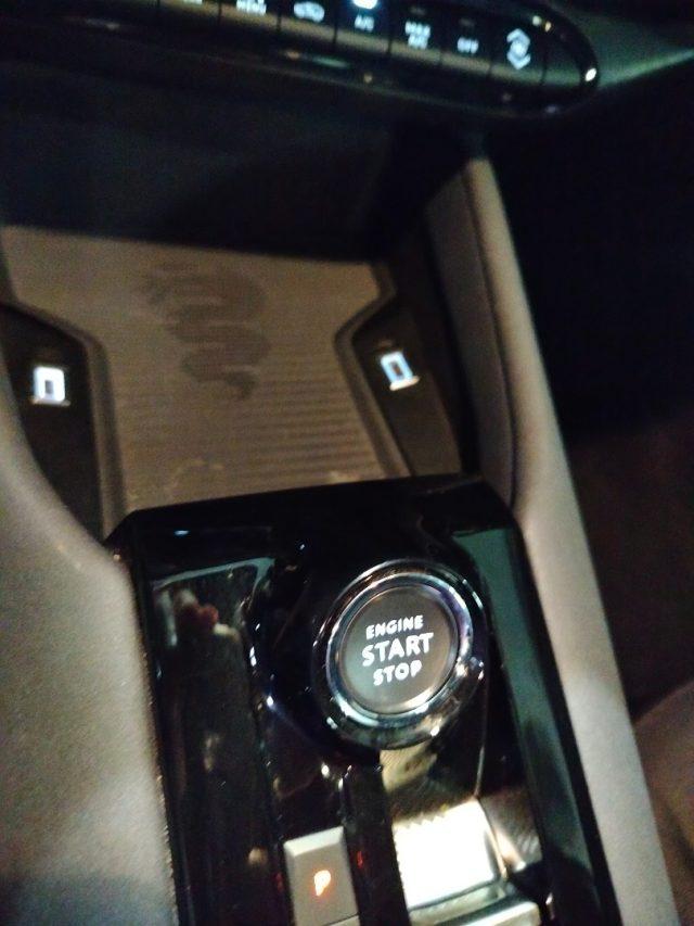 ALFA ROMEO Junior 1.2 136 CV Hybrid eDCT6