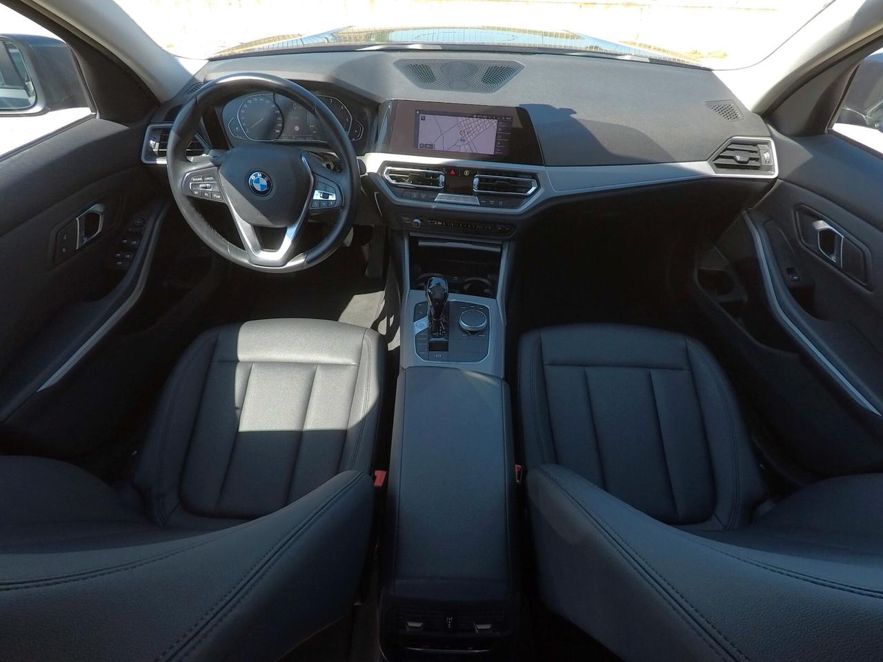 Bmw 318d 48V Touring Business Advantage
