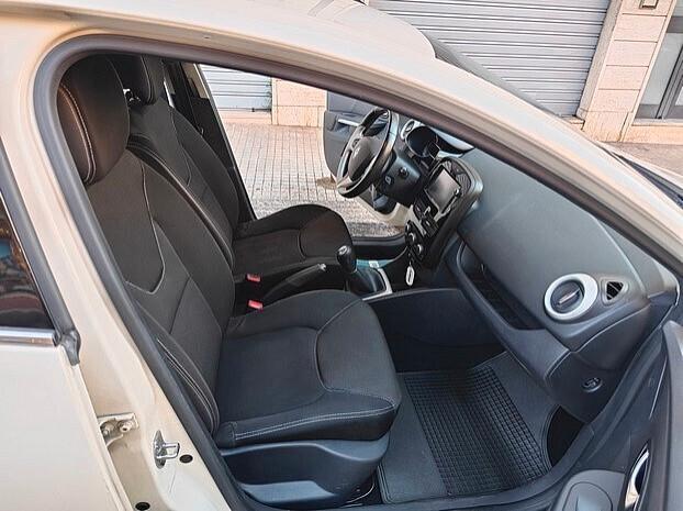 RENAULT Clio 1.5 Dci 75 cv*NAVI/RETROCAMERA*-2016