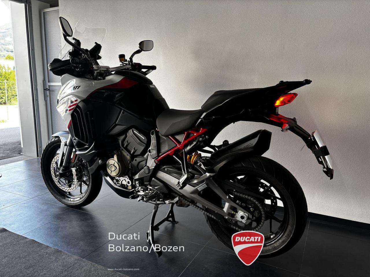 Ducati Multistrada V4s Performance