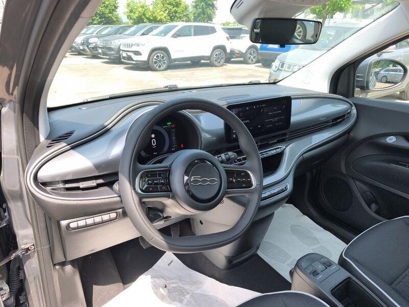 FIAT 500 LA NUOVA Nuova Hatchback My23 La Nuova - 190 Berlina