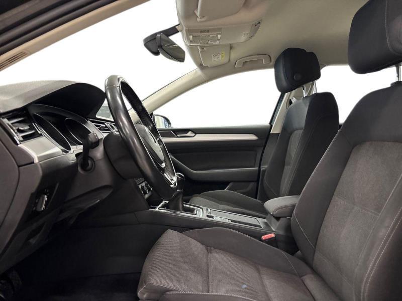 Volkswagen Passat 2.0 TDI SCR BlueMotion Business