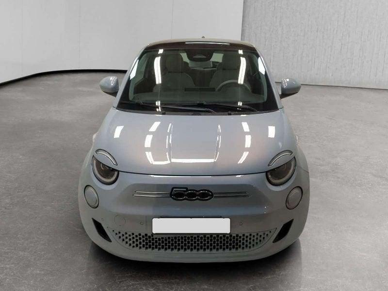 FIAT 500 500e 42 kWh La Prima