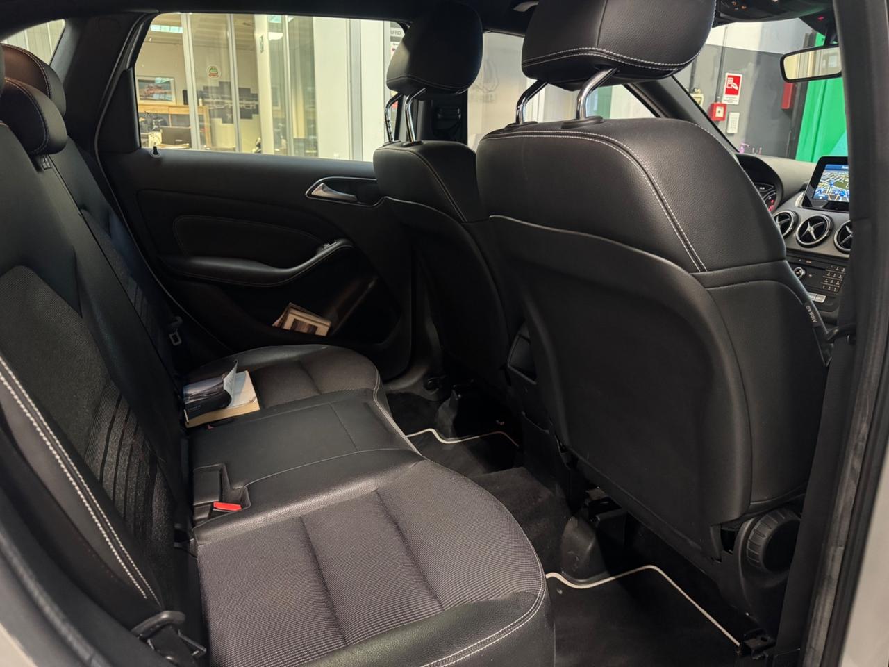 Mercedes-benz B 200 CDI 4Matic Automatic Sport