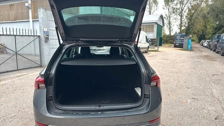 Skoda Octavia 2.0 TDI EVO SCR DSG Wagon Executive