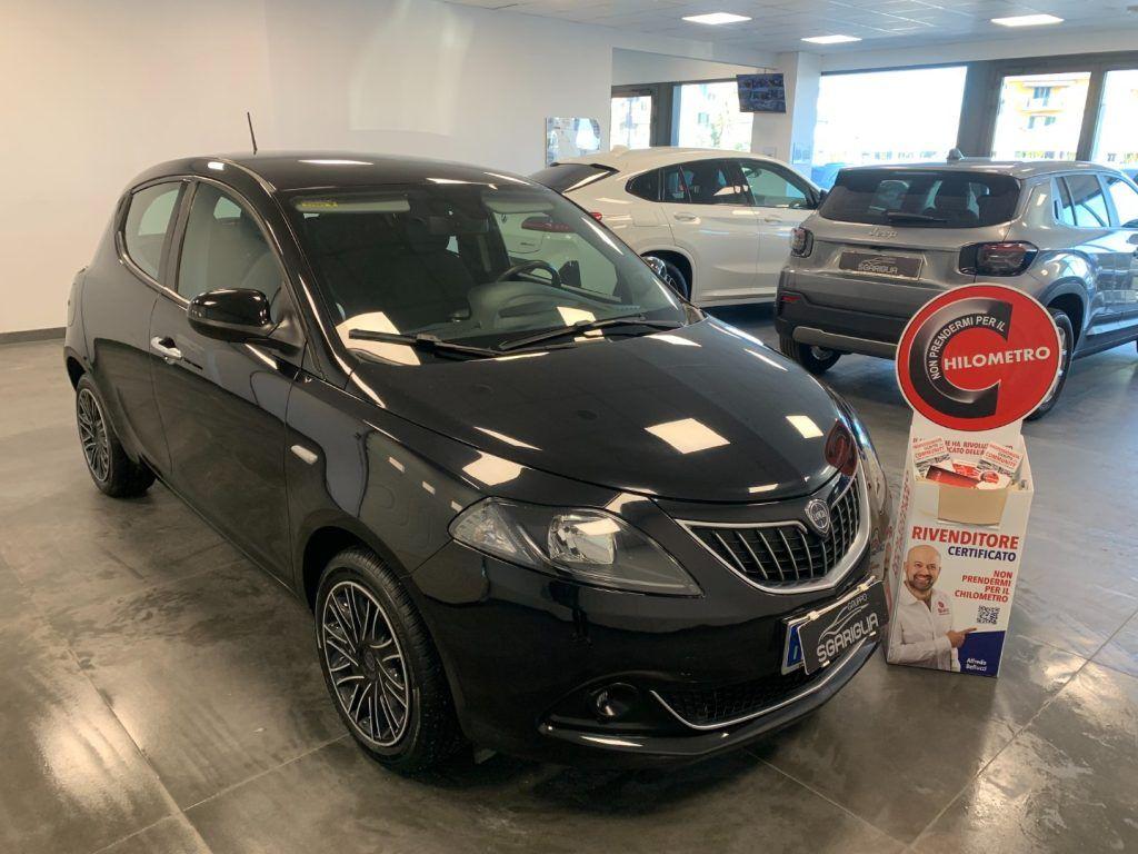 Lancia Ypsilon 1.0 Benzina Hybrid Ecochic Gold 5 Porte