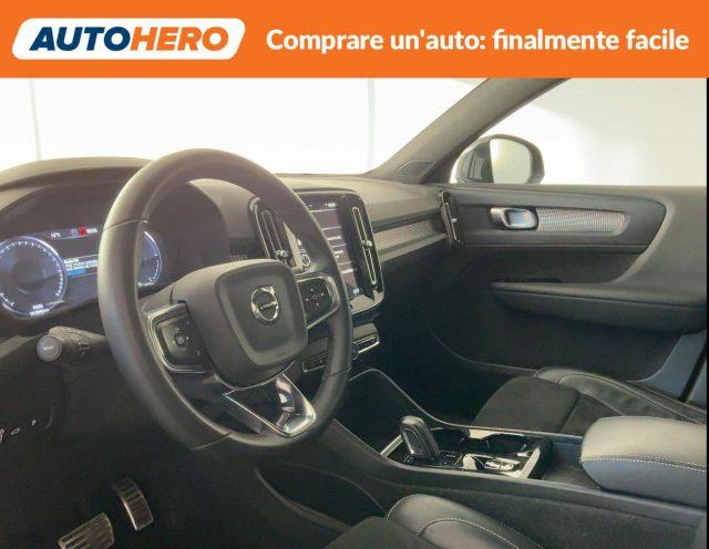 VOLVO XC40 T5 Recharge Plug-in Hybrid R-design