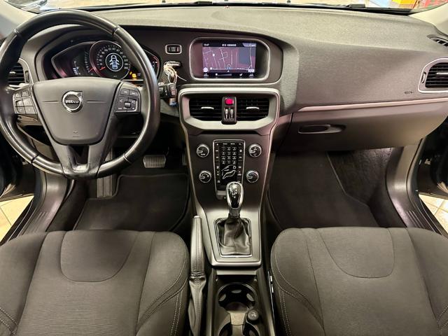 VOLVO V40 D2 Geartronic UNIPRO TAGLIANDI