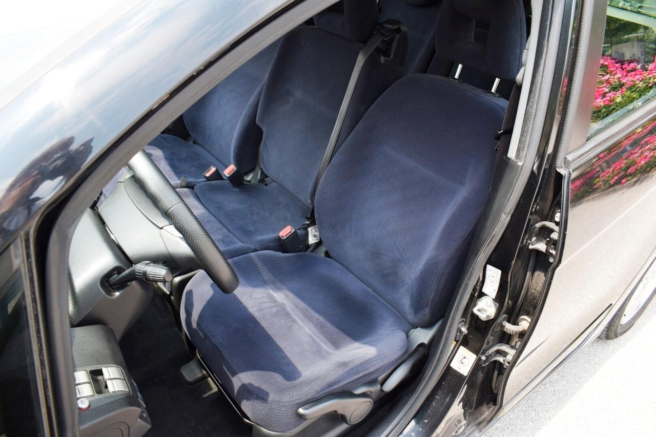 Honda FR-V 1.8 16V i-VTEC 6 posti