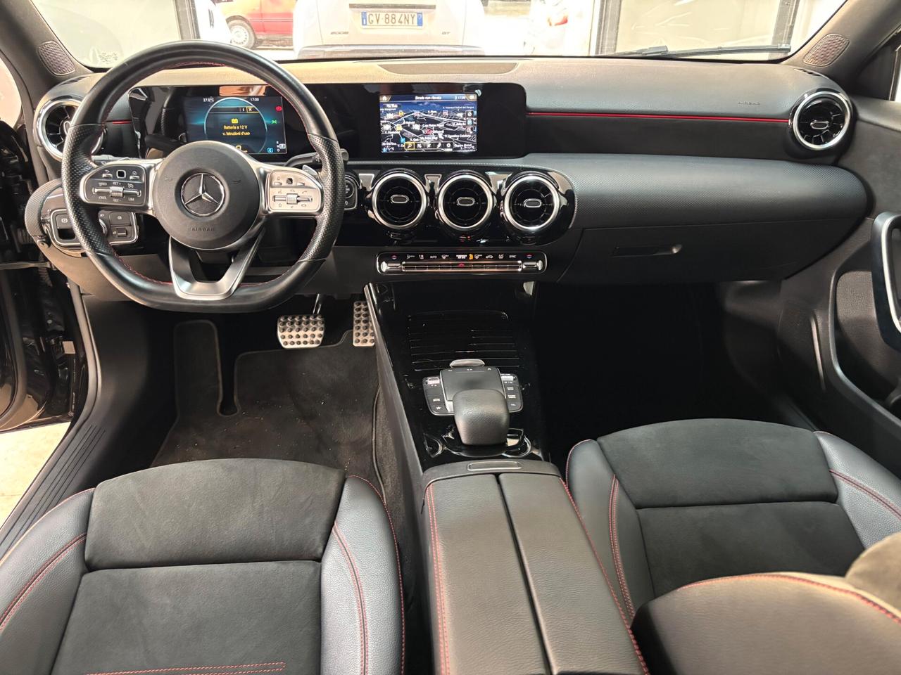Mercedes-benz A 200d Automatic AMG Line Premium