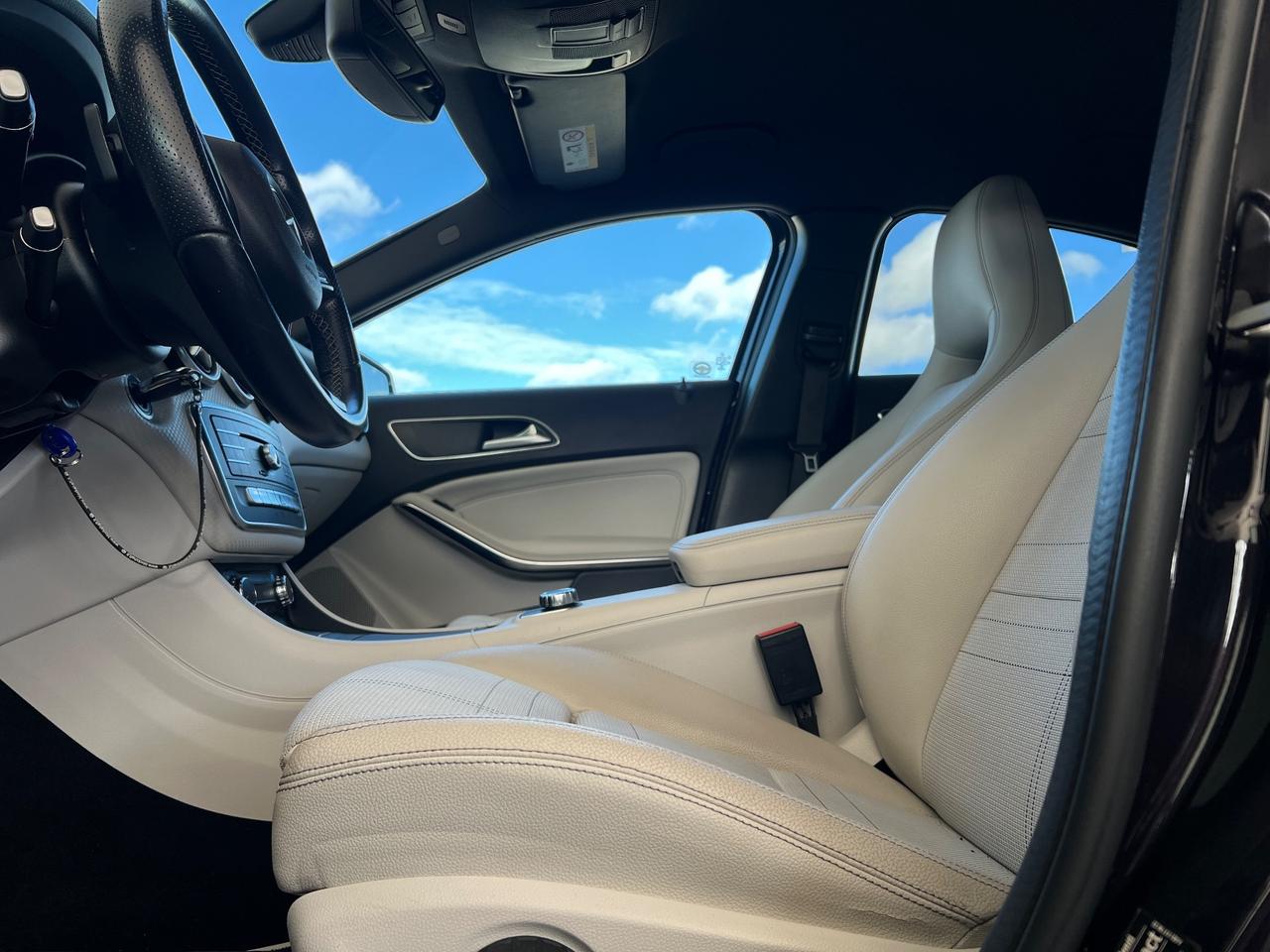 Mercedes-benz A 180 d Automatic Sport CRYSTAL GREY