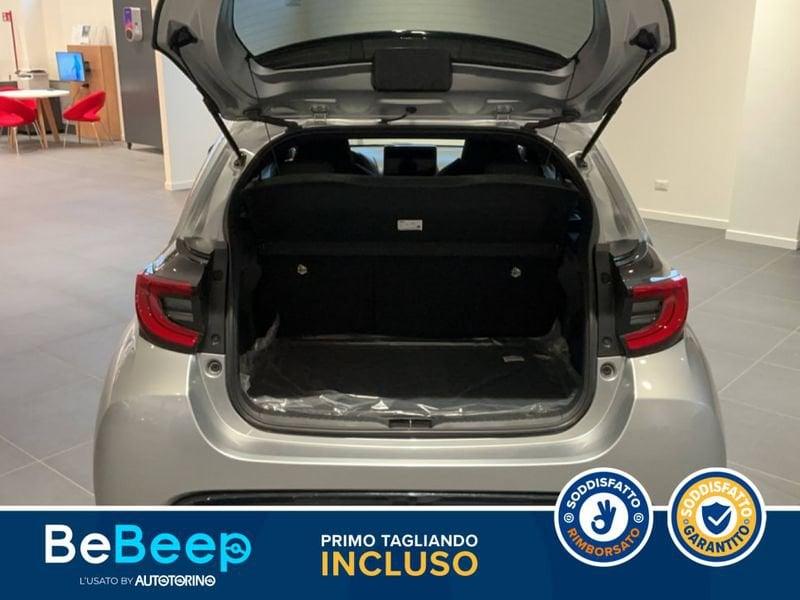 Toyota Yaris 1.5H 130 LOUNGE