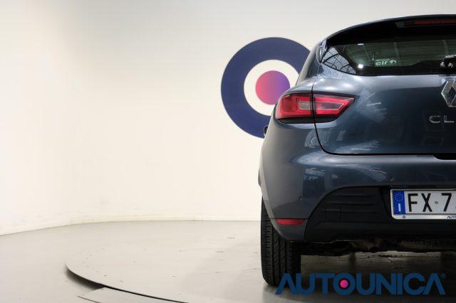 RENAULT Clio DCI 8V 90 CV 5 PORTE LIFE NEOPATENTATI