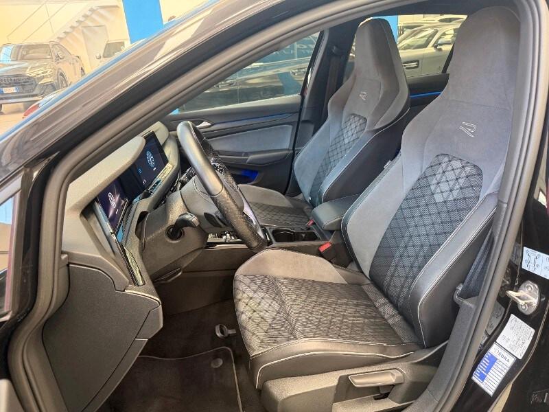 VOLKSWAGEN Golf 8ª serie Golf 2.0 TDI 150 CV D...