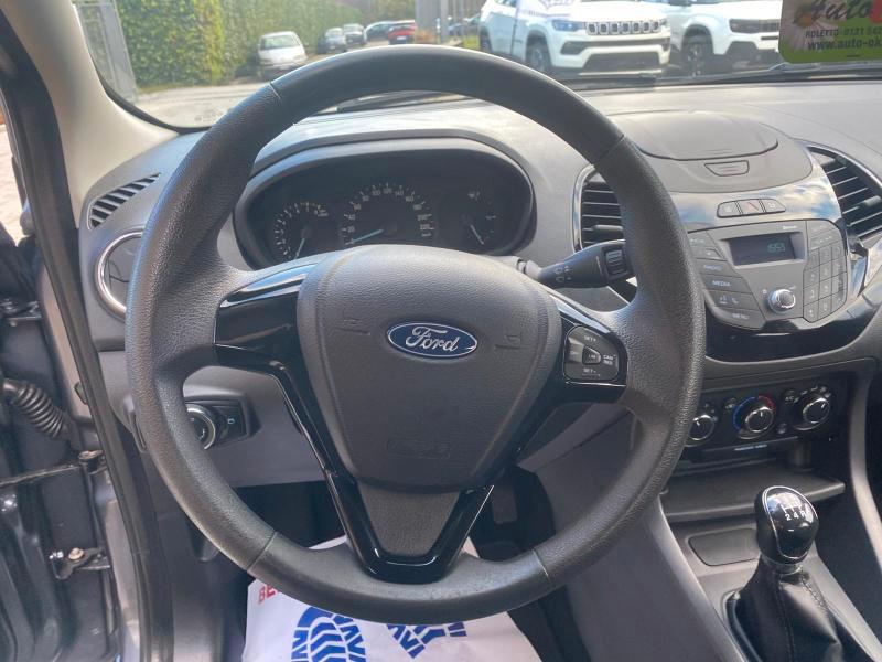 Ford Ka Plus Ka + 1.2 70cv