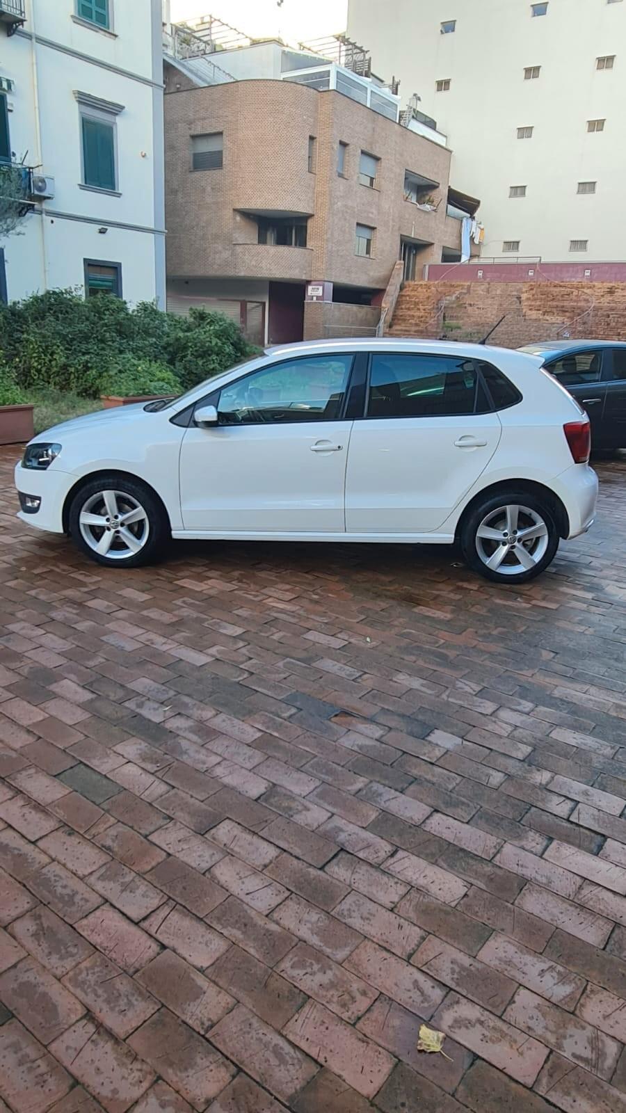 Volkswagen Polo 1.6 TDI 90CV DPF DSG 5 porte Highline