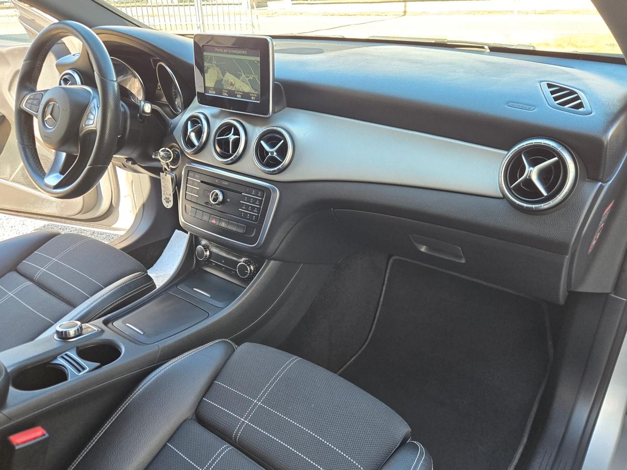 Mercedes-benz CLA 180 d Sport