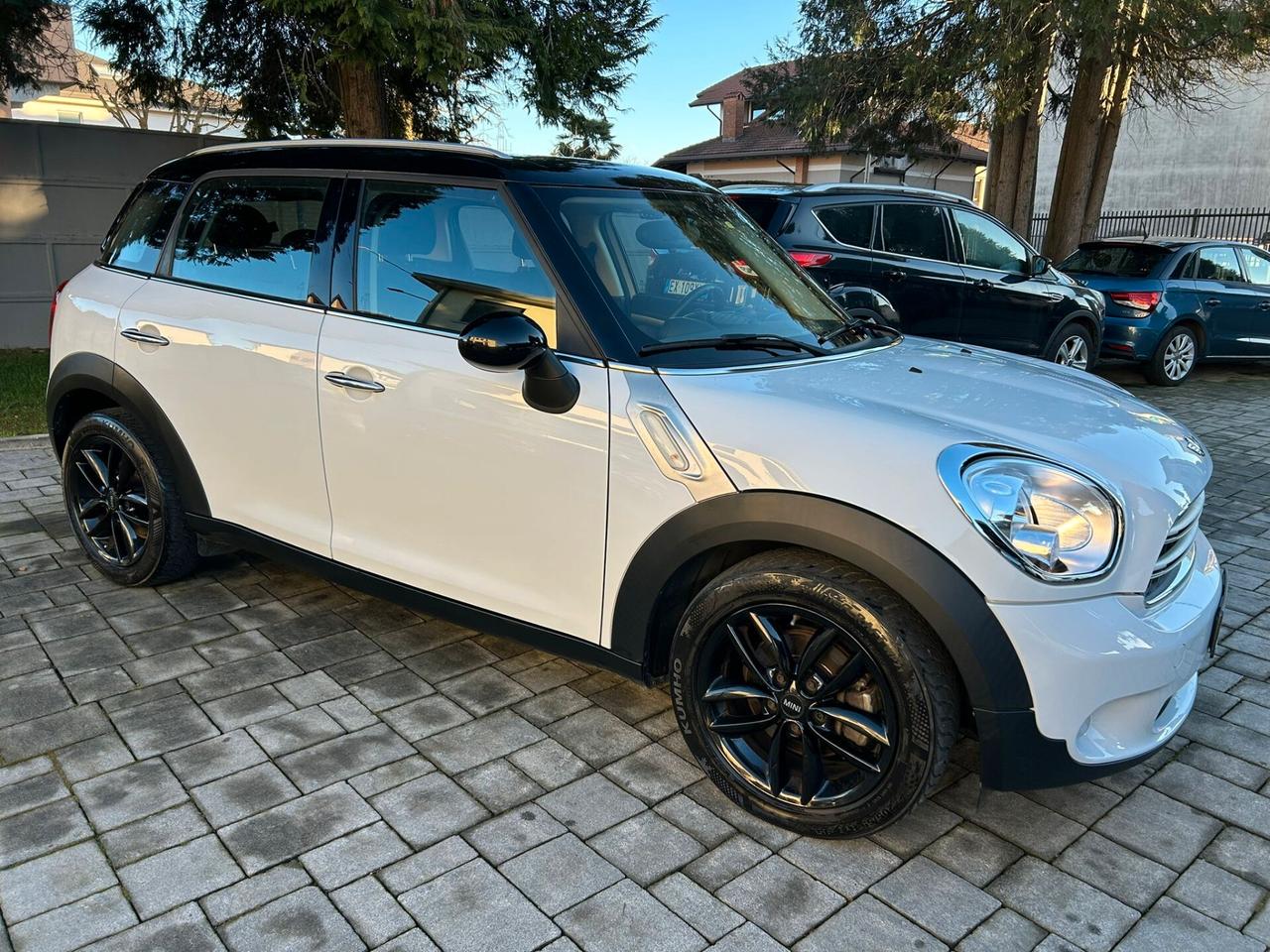 Mini Countryman Cooper D NAVI PDC CERCHI 17"