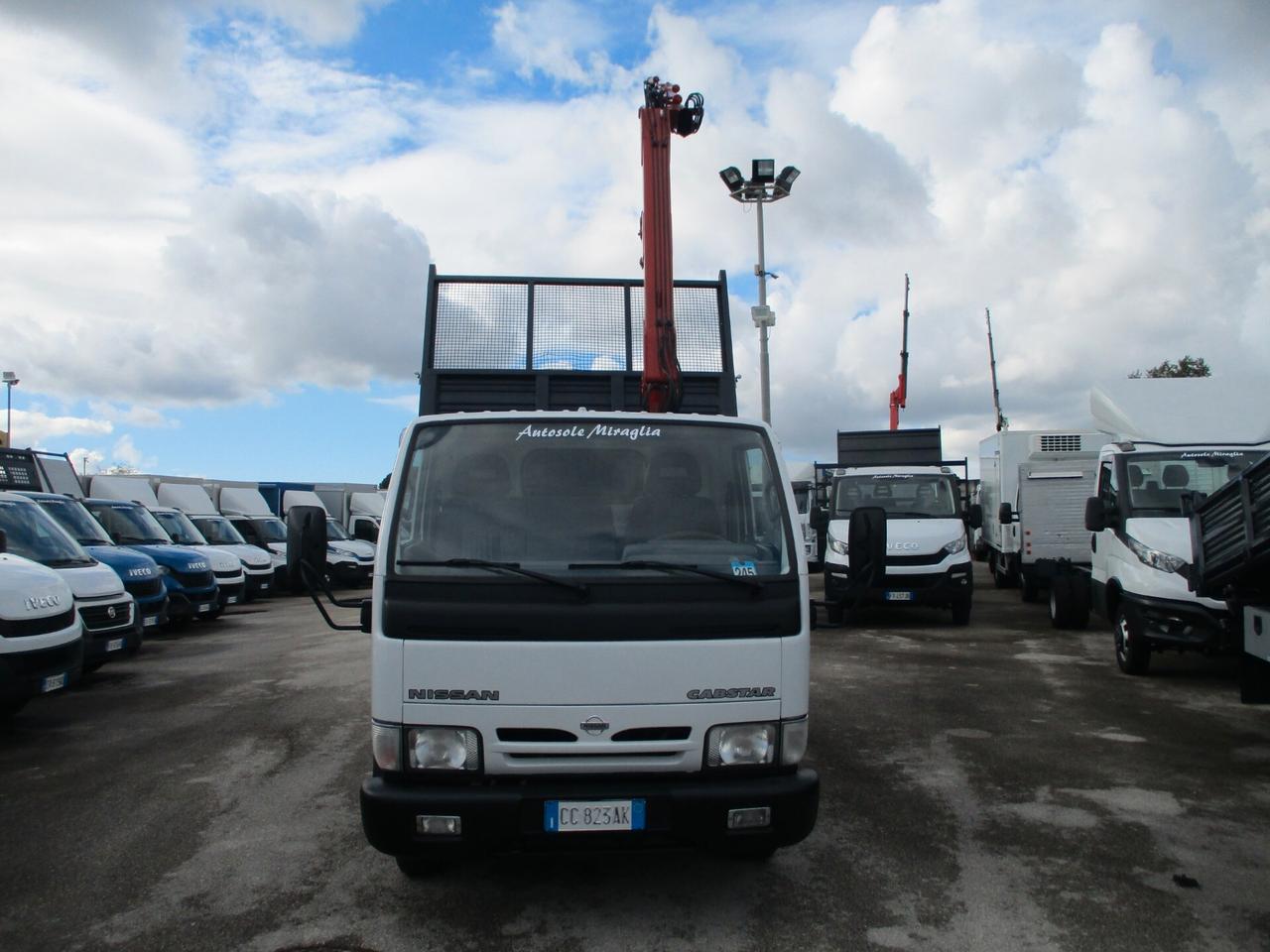 Nissan Cabstar 3000 120CV GRU FASSI F30 3S +RIBALT ATTACCHI PUNTA