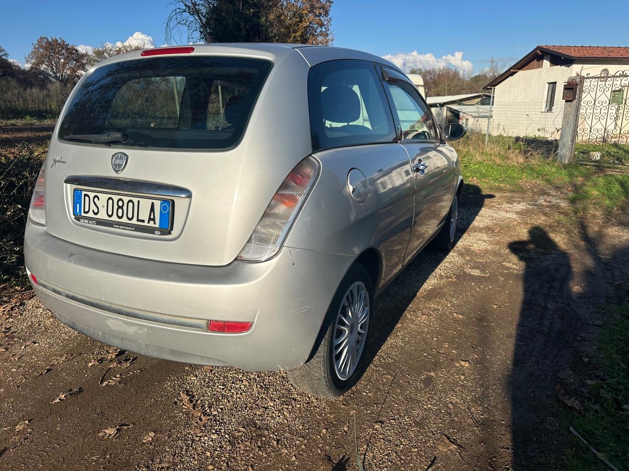Lancia Ypsilon 1.2 Argento