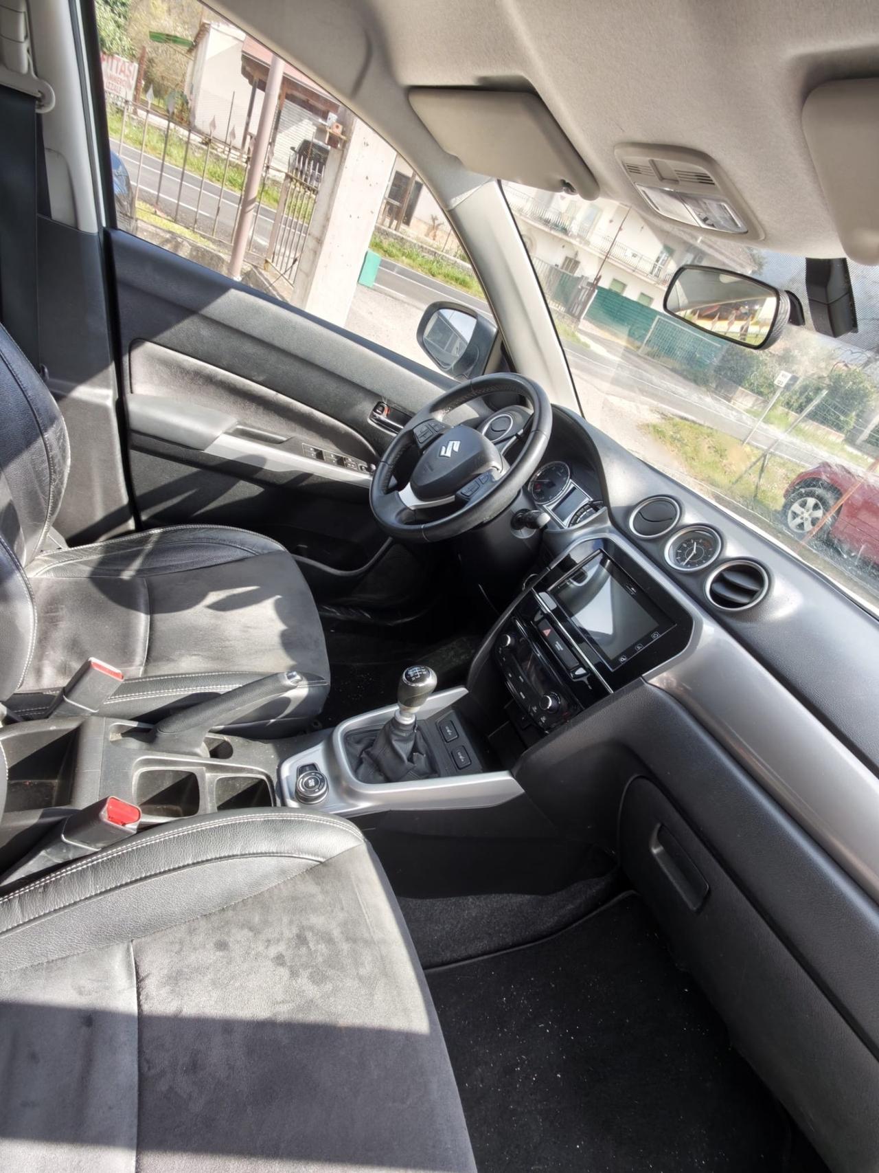 Suzuki Vitara 1.6 DDiS 4WD garantita 12 mesi