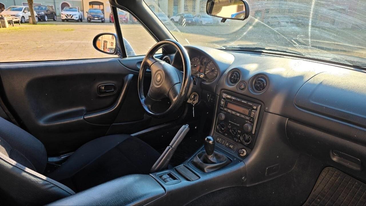 Mazda MX5 1.6 SPIDER ROADSTER