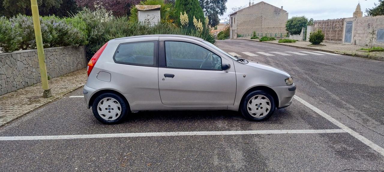 Fiat Punto 1.2i cat 3 porte SX