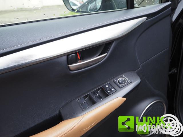 LEXUS NX 300h Hybrid 4WD Executive