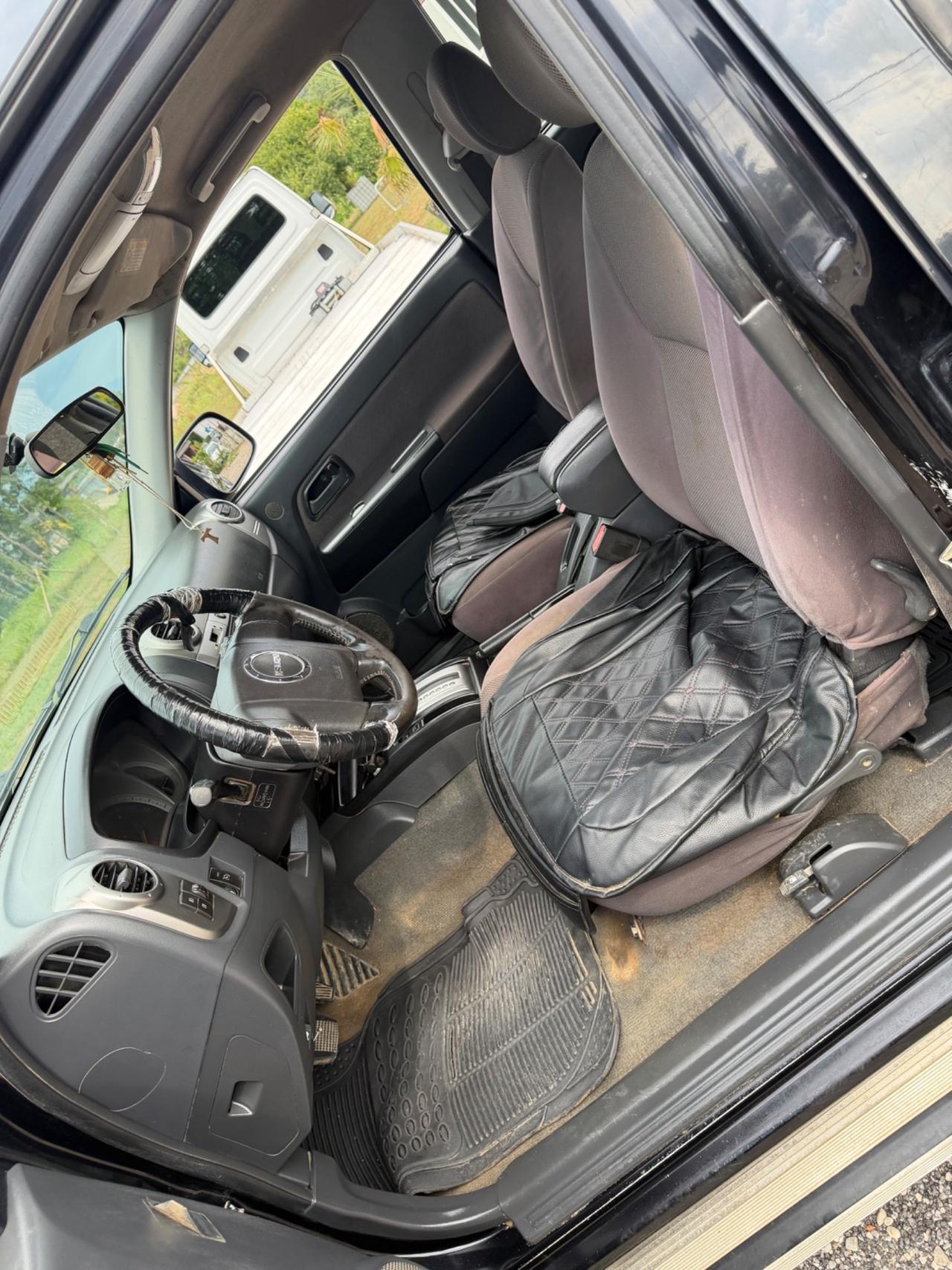 Isuzu D-Max 3.0 TD cat Crew Cab 4WD Pick-up LS Aut.