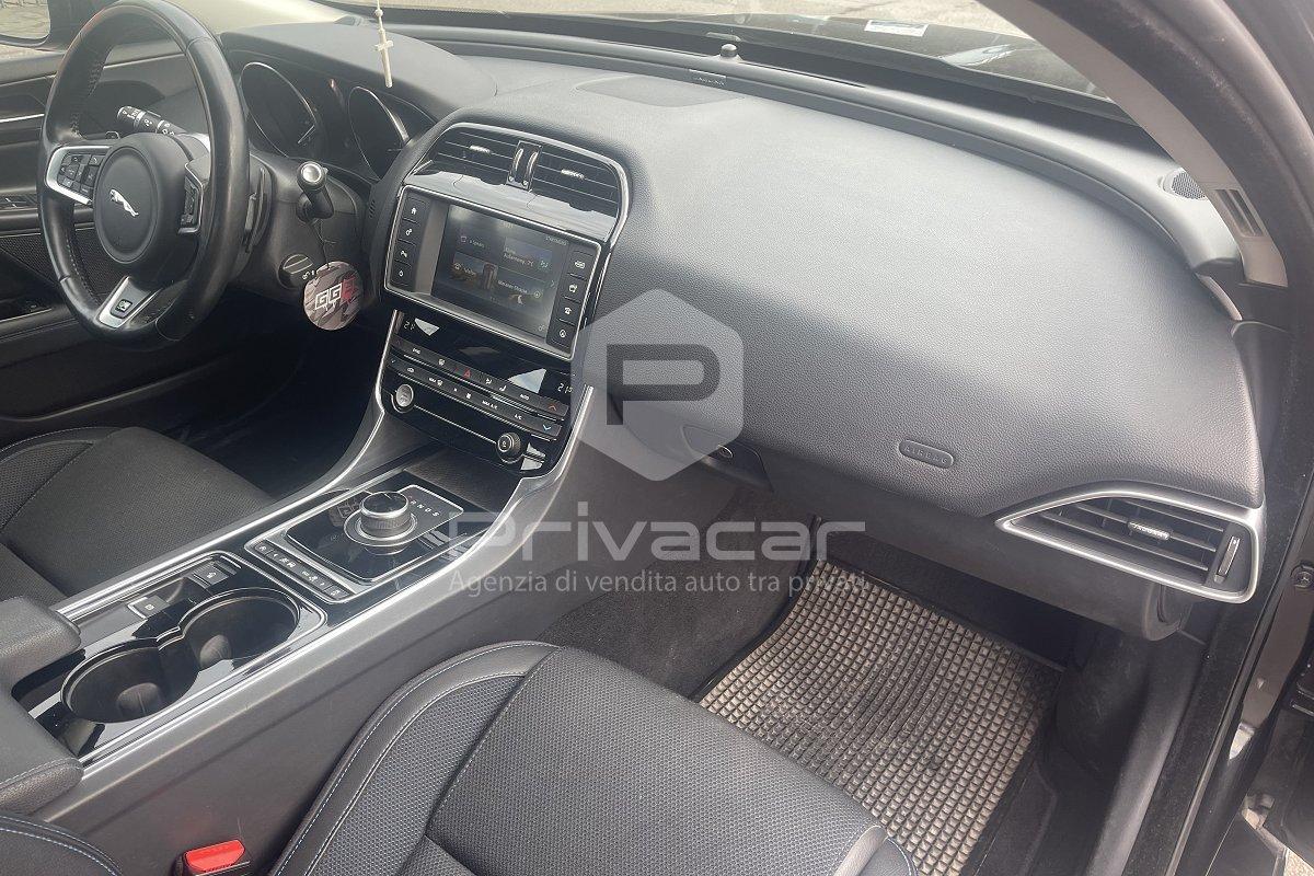 JAGUAR XE 2.0 D Turbo 180CV aut. R-Sport