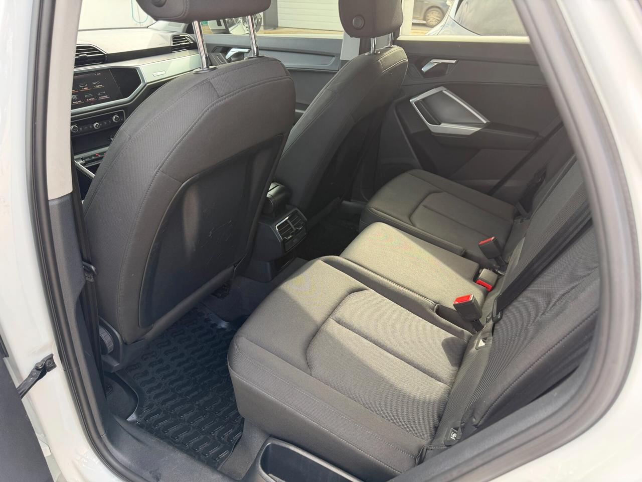 Audi Q3 35 TFSI S tronic line edition