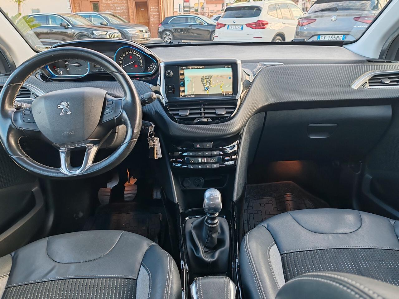 Peugeot 2008 1.6 Hdi Allure